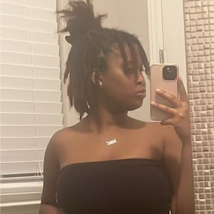 Meet your Posher, Nakiya